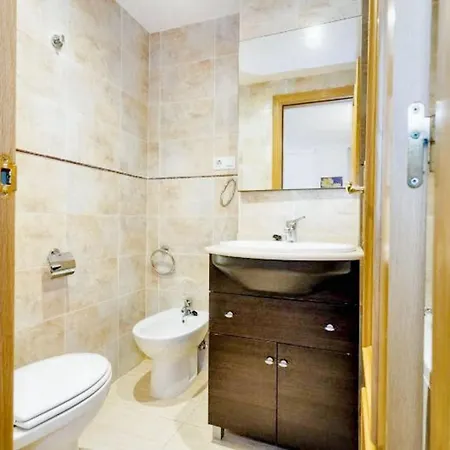 דירה Modern In Oropesa, 60 M², With Shared Pool אורופסה דל מר