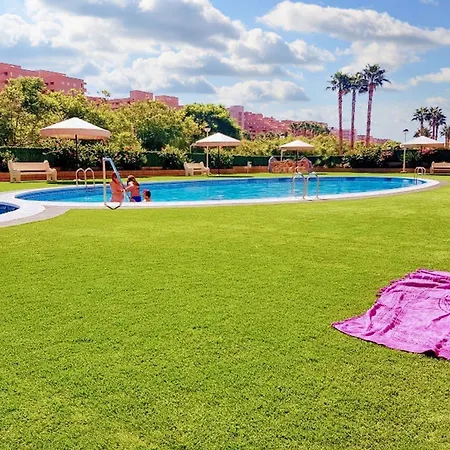 شقة Modern In Oropesa, 60 M², With Shared Pool أوروبيسا ذيل مار