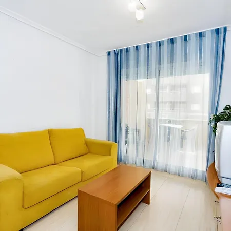 شقة Modern In Oropesa, 60 M², With Shared Pool